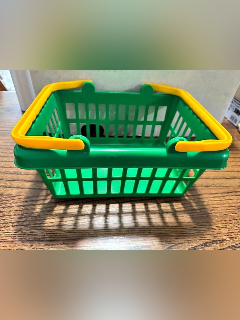 Learning Resources New Sprouts Shopping Basket Green & Yellow
Play kitchen food